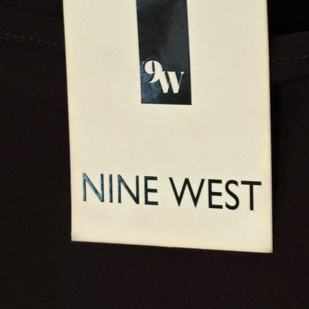 NWT Nine West Black Top with Gold Chain Detail NWT - Picture 7 of 12